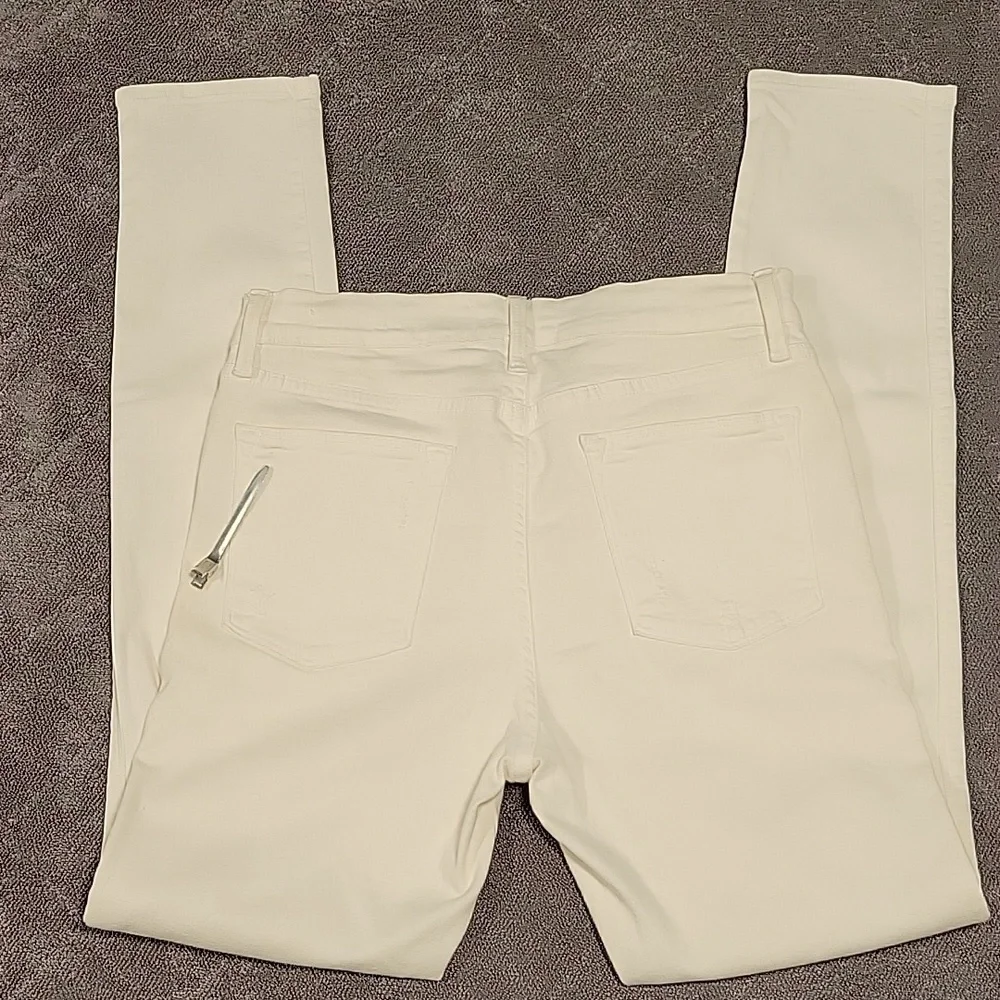 Frame Denim, "Le High Skinny" White Jeans - Picture 11 of 17